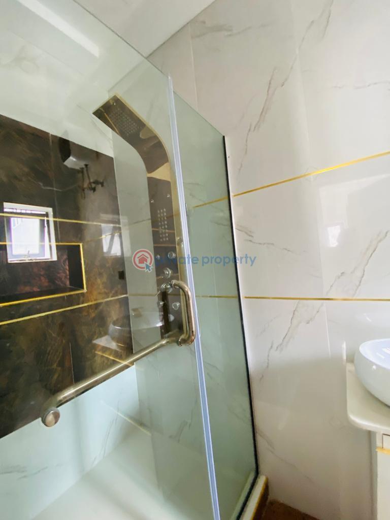 5 bedroom Duplex For Sale Osapa Lekki Lagos - 3