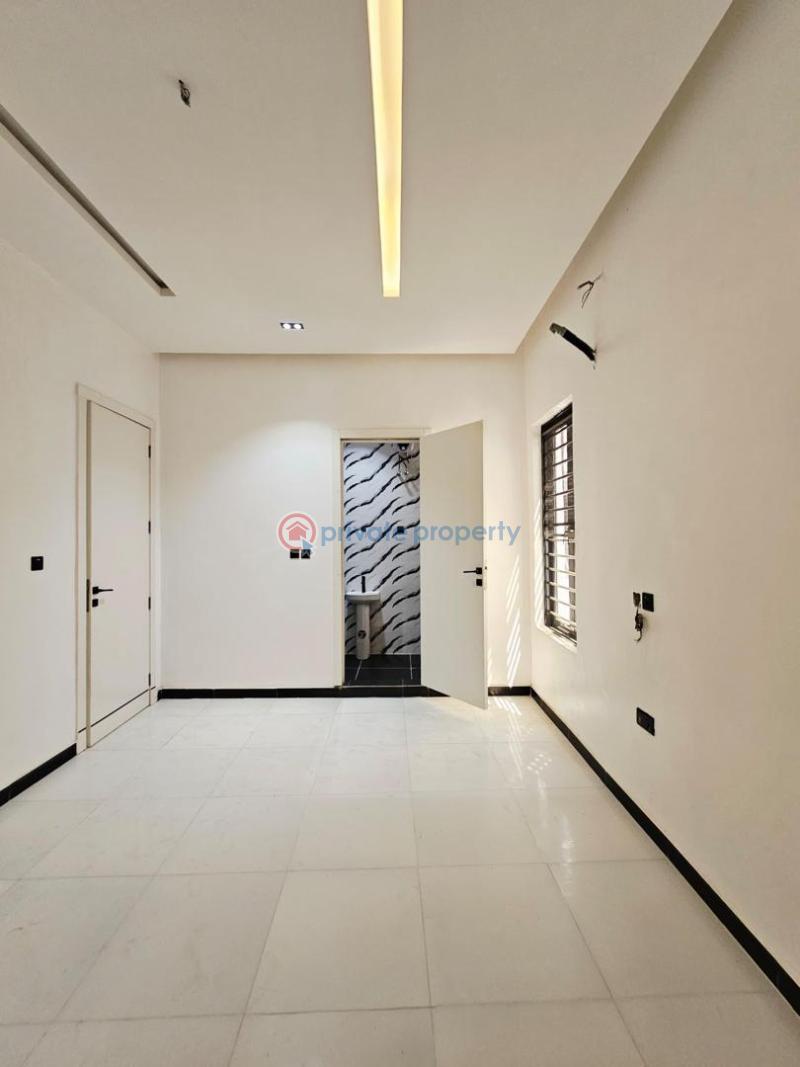 5 bedroom fully detached duplex with a swimming pool  at ajah lekki, lagos. - 5 5 bedroom Detached Duplex For Sale Ajah Lagos - 5