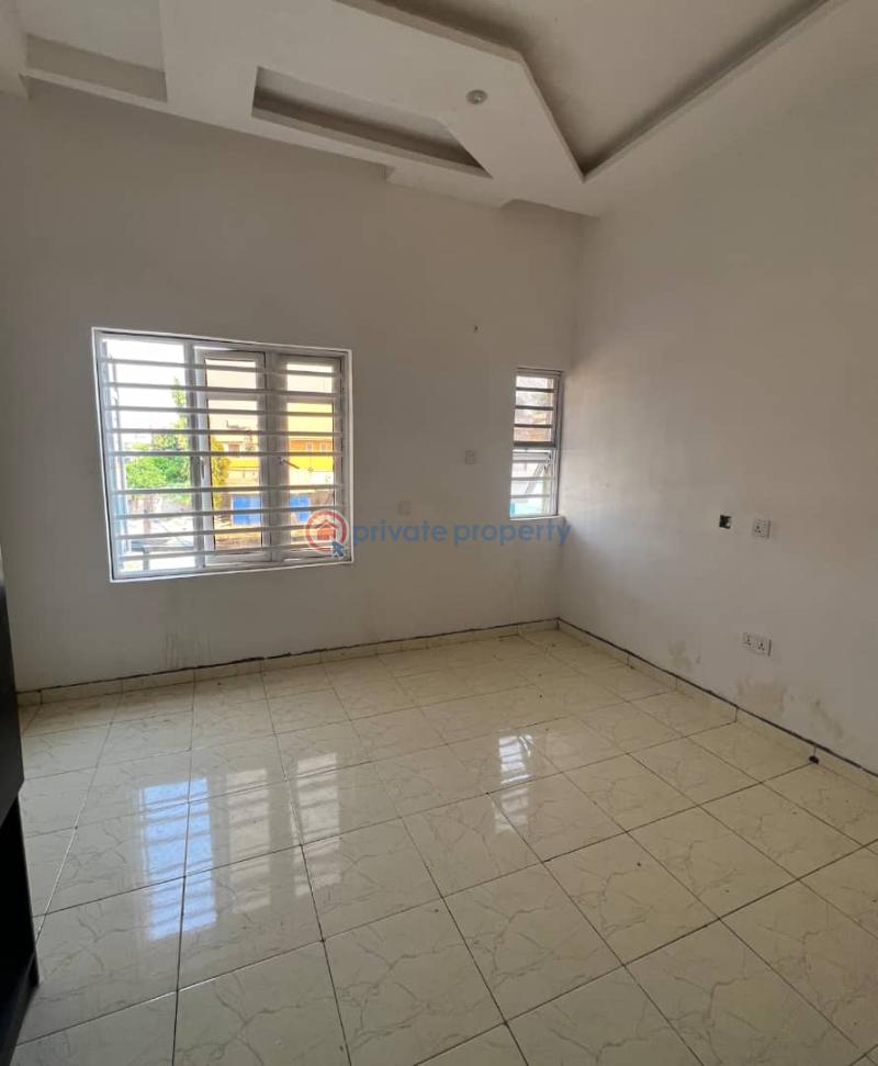 5 bedroom Detached Duplex For Sale Chevron Lekki Lagos Chevron Drive Lekki Lagos - 4