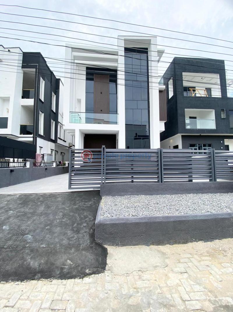 5 bedroom Detached Duplex For Sale 2nd Toll Gate Lekki Lagos - 1