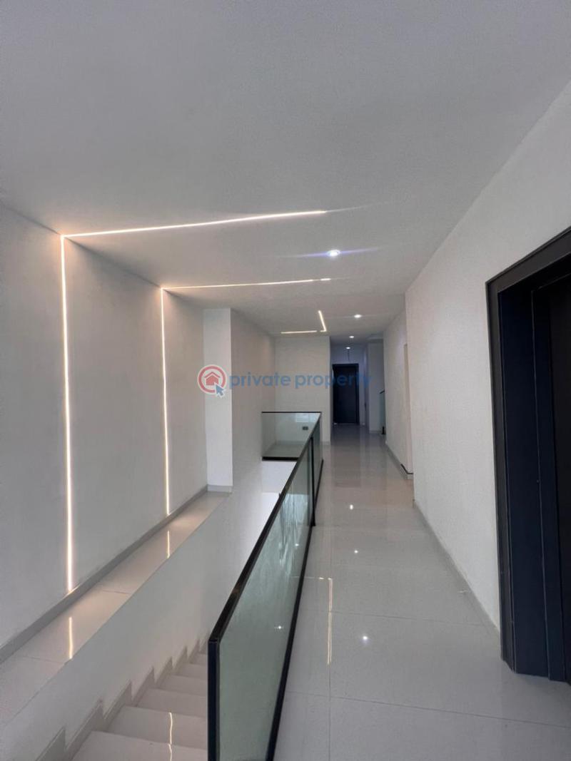 5 bedroom Detached Duplex For Sale Chevron Lekki Lagos - 3
