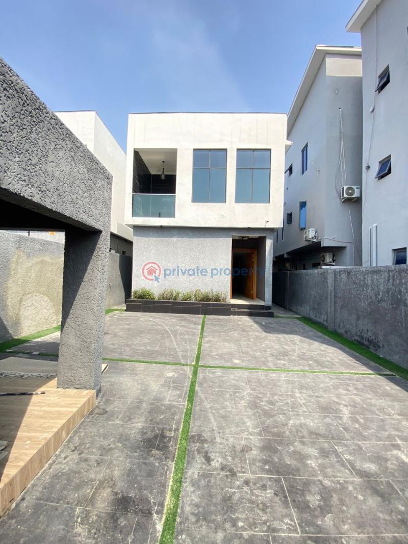 5 bedroom Detached Duplex For Sale Ologolo Lekki Lagos - 0