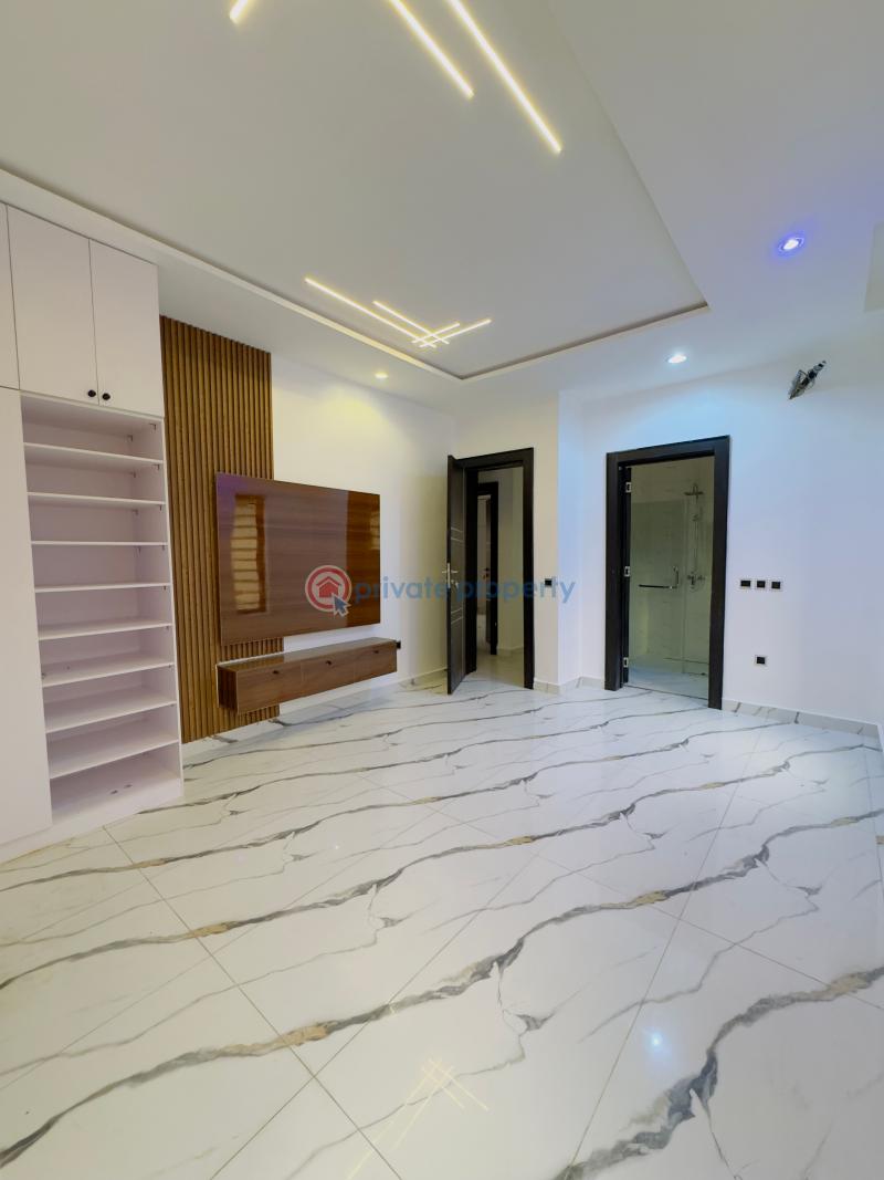 5 bedroom Detached Duplex For Sale 5 Bedroom Fully Detached Duplex With Bq, Magodo Gra Phase 1 Magodo Kosofe/Ikosi Lagos - 33