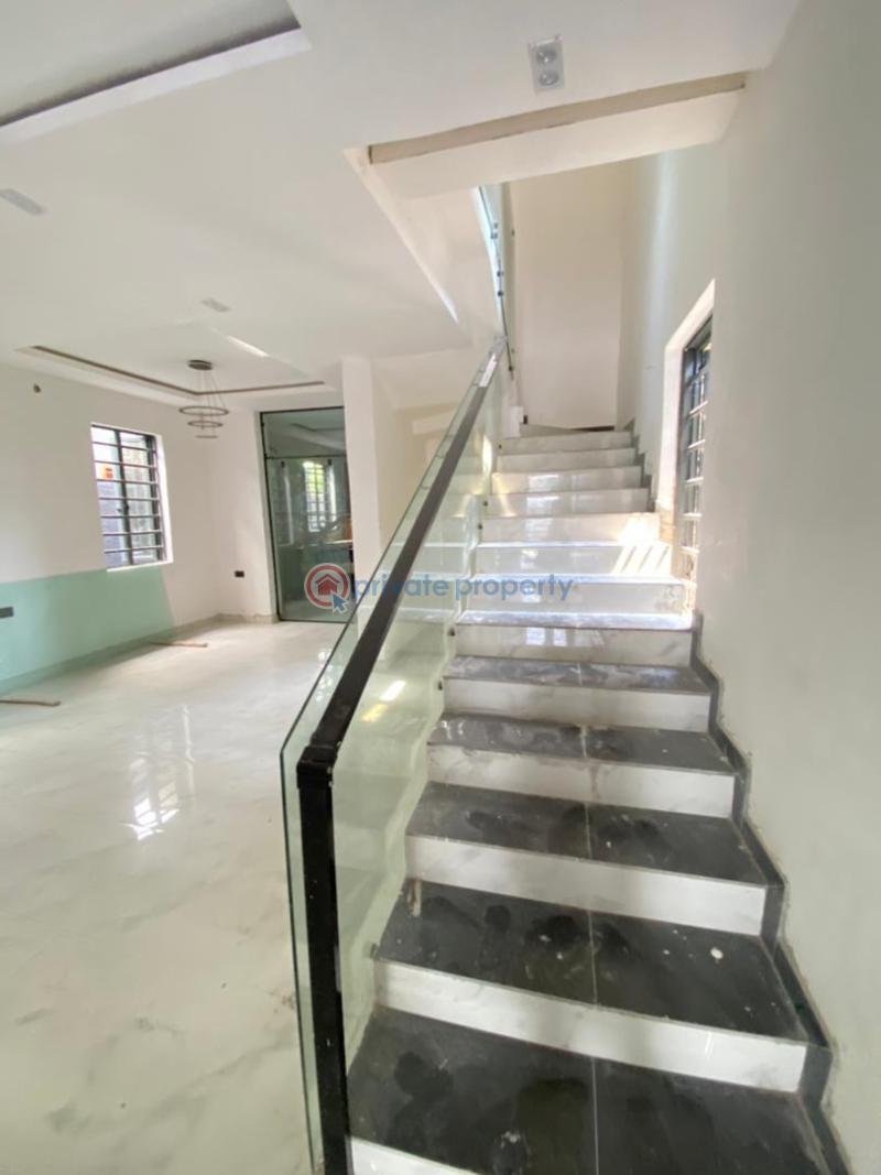 5 bedroom Detached Duplex For Sale Ologolo Lekki Lagos - 2