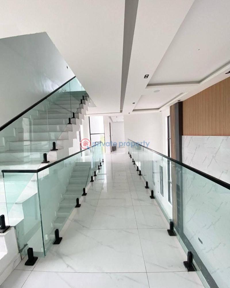 5 bedroom Detached Duplex For Sale Lekki Lagos - 3