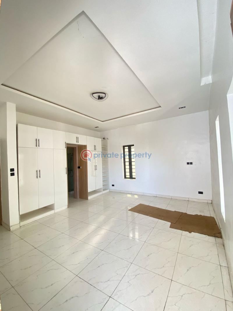 5 bedroom Detached Duplex For Sale 2nd Toll Gate Chevron Axis Lekki Lagos Chevron Drive Lekki Lagos - 4