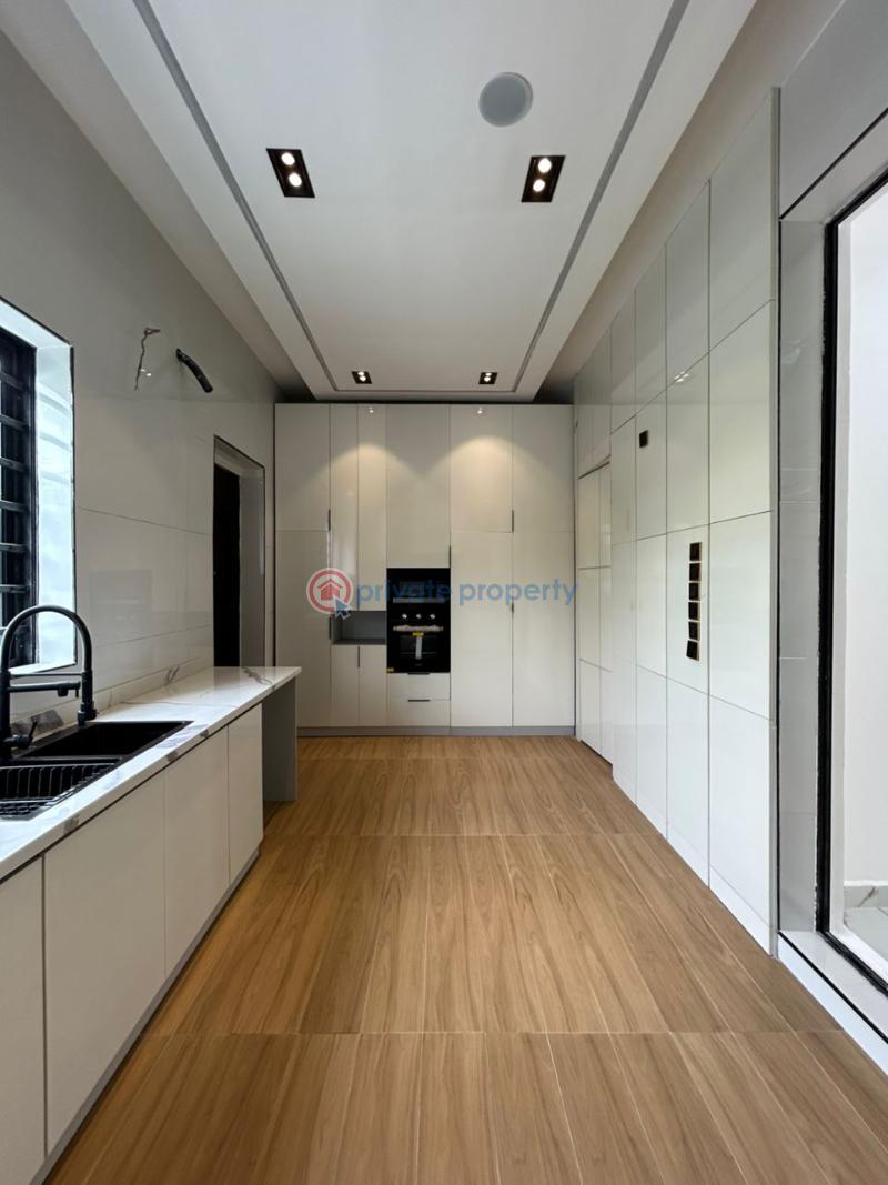 5 bedroom Detached Duplex For Sale Lekki Lagos - 3