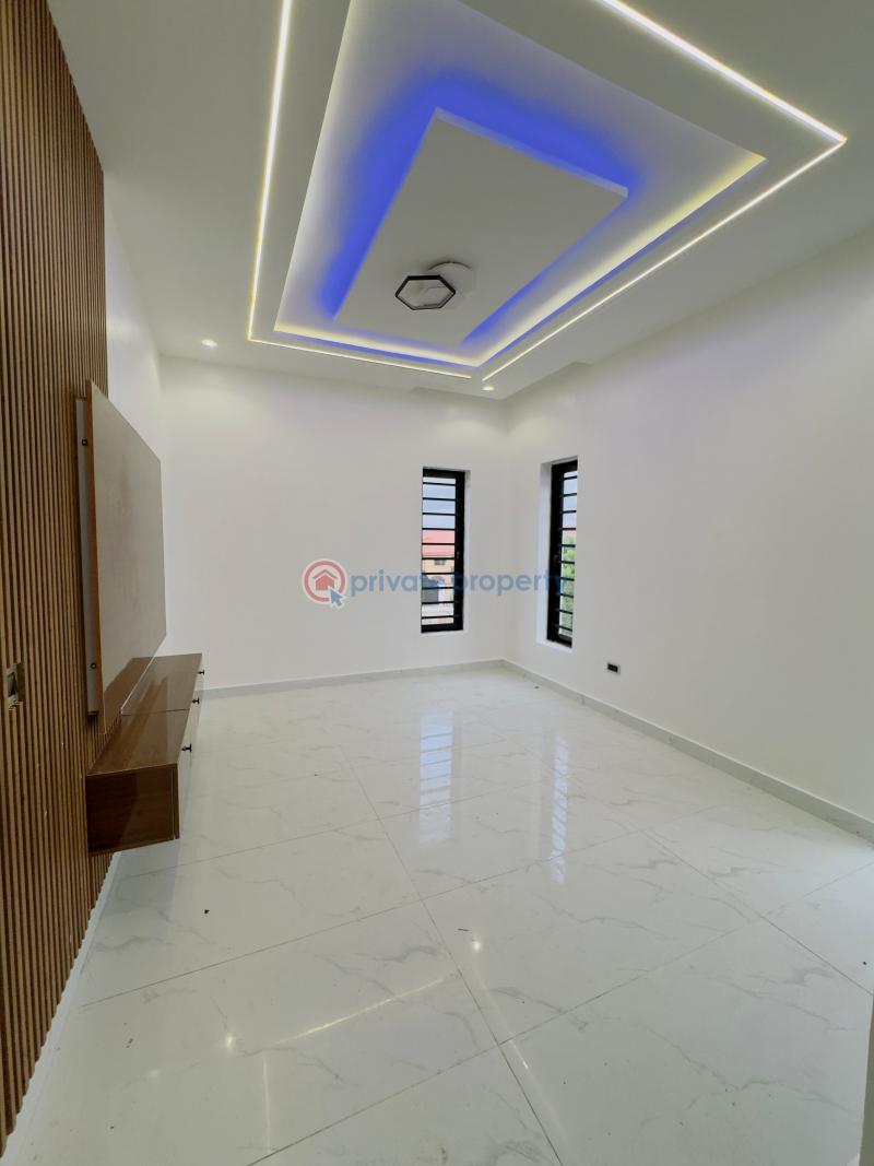 5 bedroom Detached Duplex For Sale 5 Bedroom Fully Detached Duplex With Bq, Magodo Gra Phase 1 Magodo Kosofe/Ikosi Lagos - 41