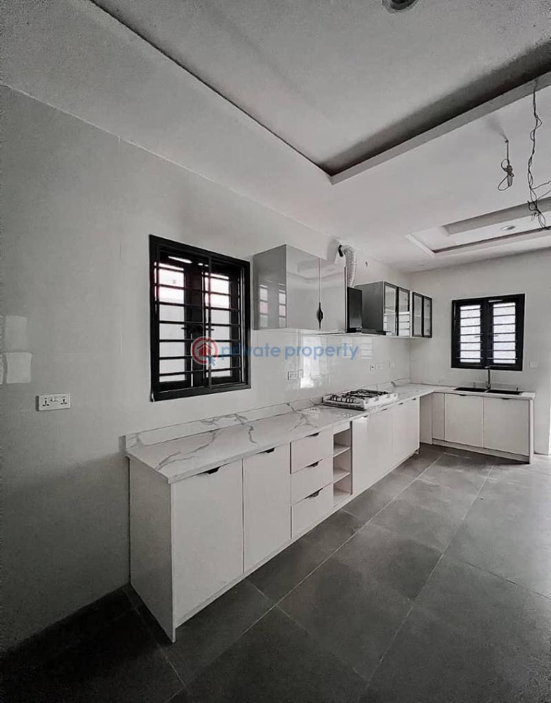 5 bedroom Flat & Apartment For Sale Estate Lekki Phase 1 Lagos - 9