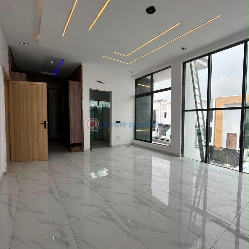 5 bedroom Detached Duplex For Sale Chevron Drive Lekki Lagos - 1