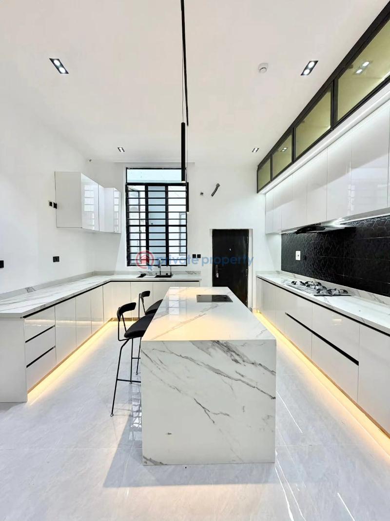 5 bedroom Duplex For Sale Chevron Drive Lekki Lagos - 2