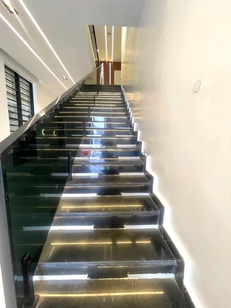 5 bedroom Detached Duplex For Sale Victoria Garden City Lekki Lagos - 2