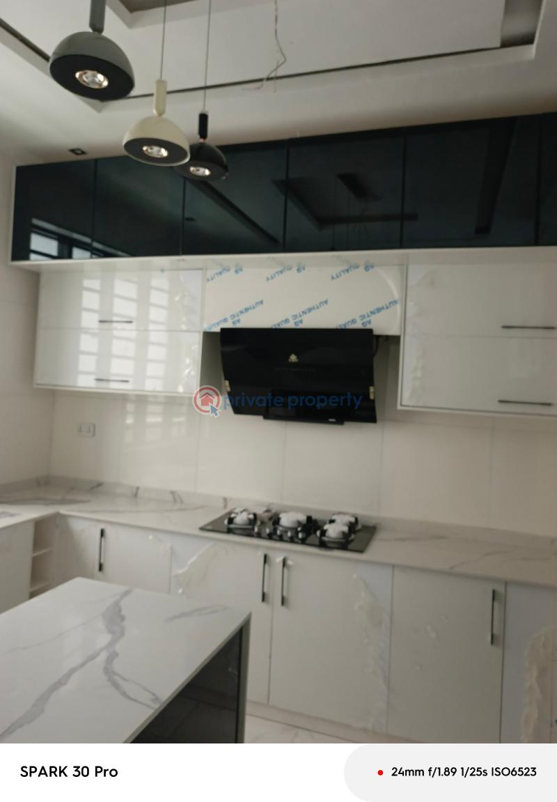 5 bedroom Detached Duplex For Sale Hampton Lake Alternative Route Chevron Lekki Lagos Chevron Drive Lekki Lagos - 3