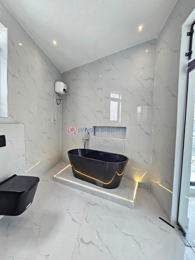 5 bedroom Detached Duplex For Sale Ajah, Lekki Lagos - 2