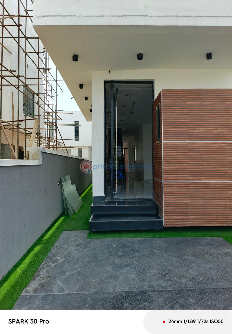 5 bedroom Detached Duplex For Sale Hampton Lake Alternative Route Chevron Chevron Drive Lekki Lagos - 2