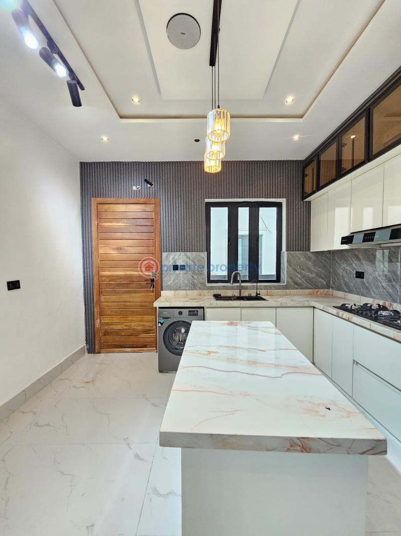 5 bedroom Detached Duplex For Sale Ajah, Lekki Lagos - 3