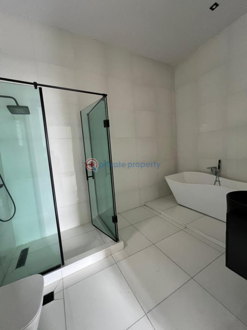 5 bedroom fully detached duplex with bq and swimming pool - 8 5 bedroom Detached Duplex For Sale Ajah Lagos - 8