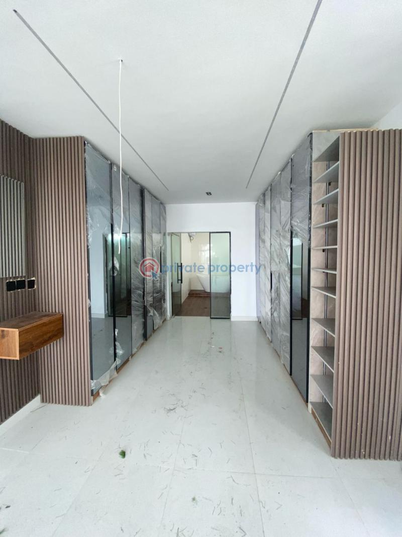 5 bedroom Detached Duplex For Sale Ikota Lekki Lagos - 4