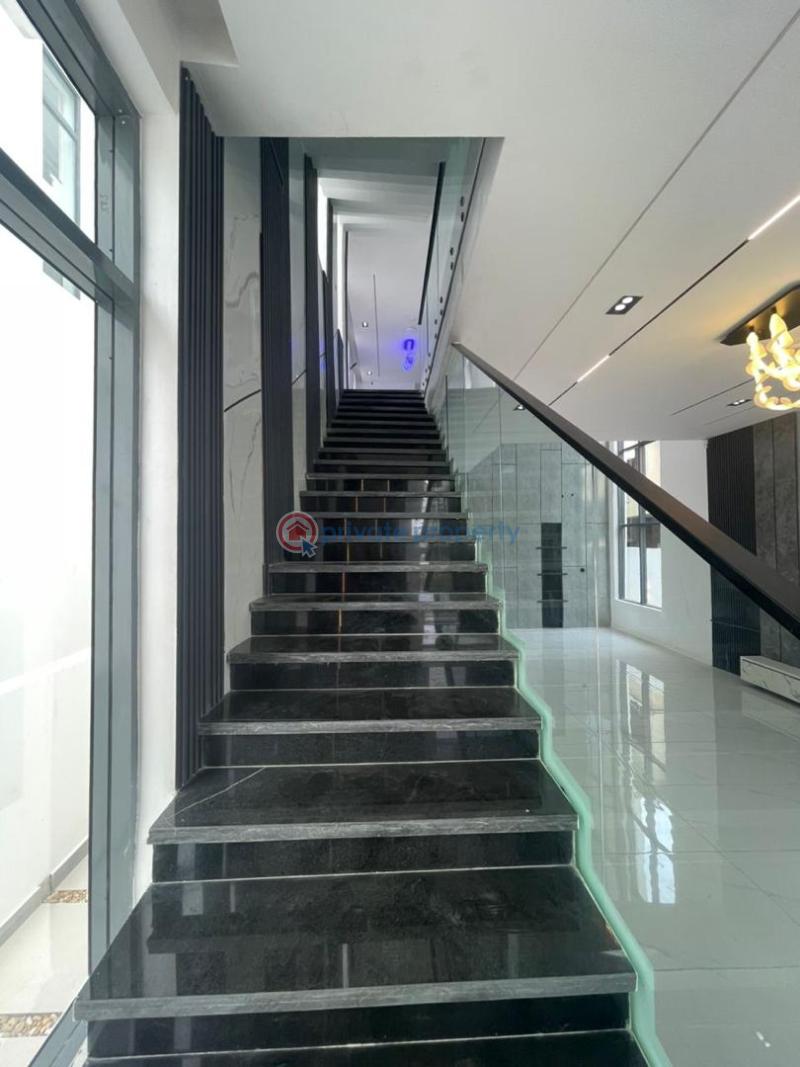 5 bedroom Detached Duplex For Sale Chevron Lekki Lagos - 13