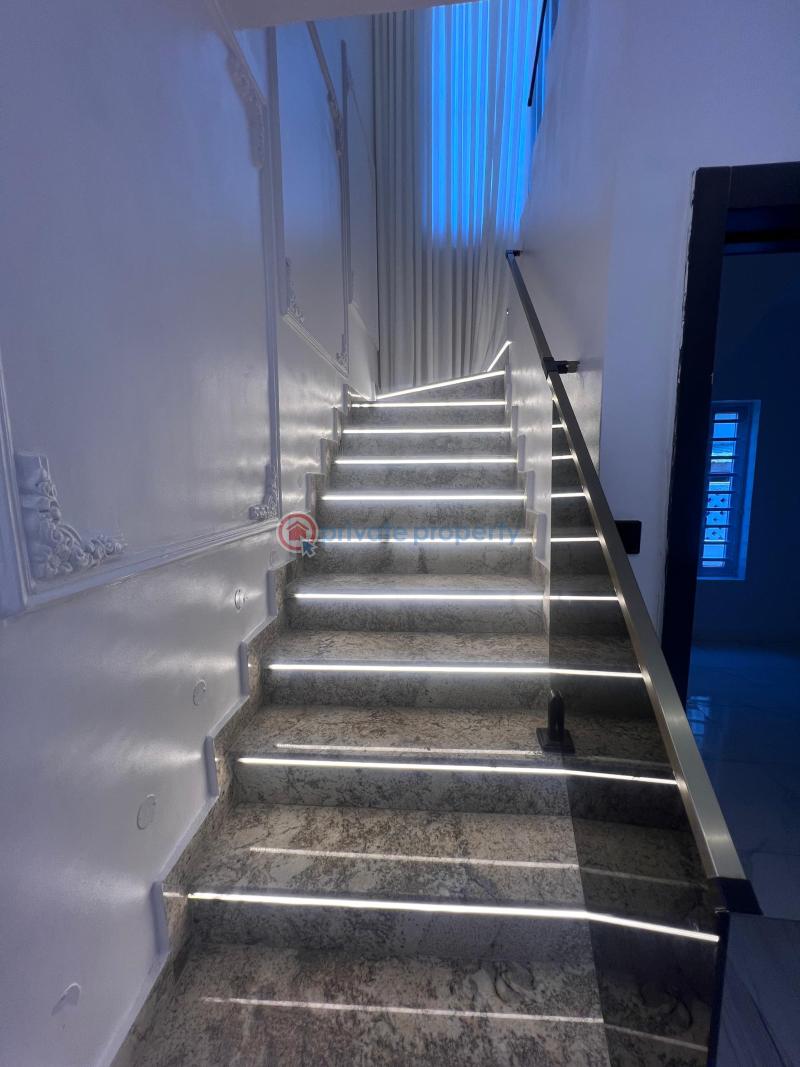 5 bedroom Detached Duplex For Sale Osapa Lekki Lagos - 10