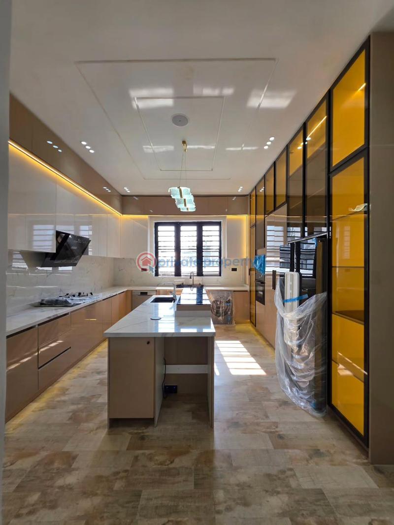 5 bedroom Detached Duplex For Sale Ikota Lekki Lagos - 3