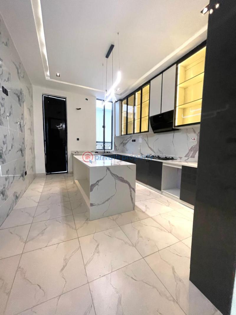 5 bedroom Detached Duplex For Sale Chevron Drive Lekki Lagos - 5