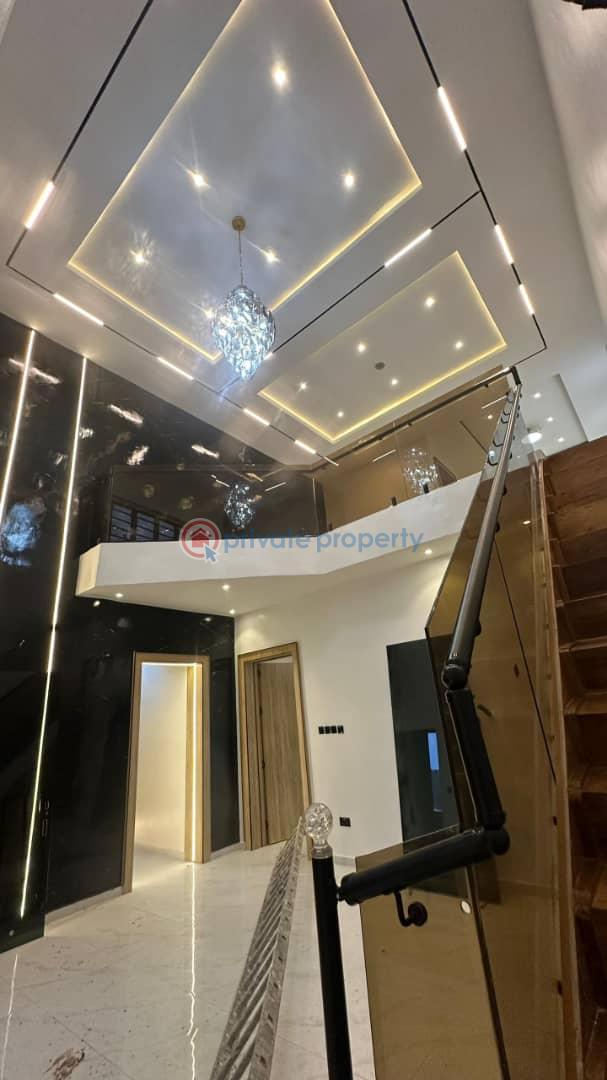 5 bedroom fully detached duplex with bq in chevron - 1 5 bedroom Detached Duplex For Sale Chevron Lekki Chevron Drive Lekki Lagos - 1