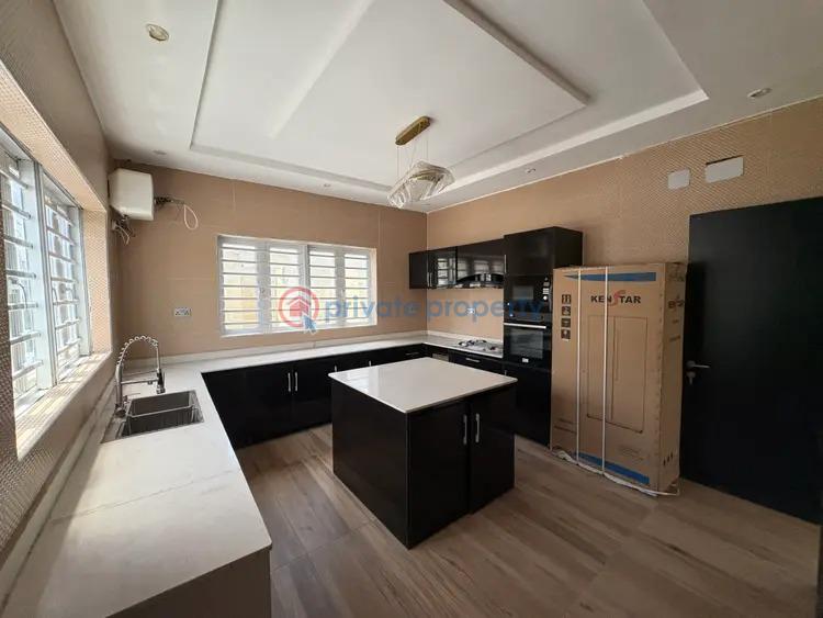 5 bedroom Detached Duplex For Sale In A Serene & Secure Estate Chevron Drive Lekki Lagos - 5