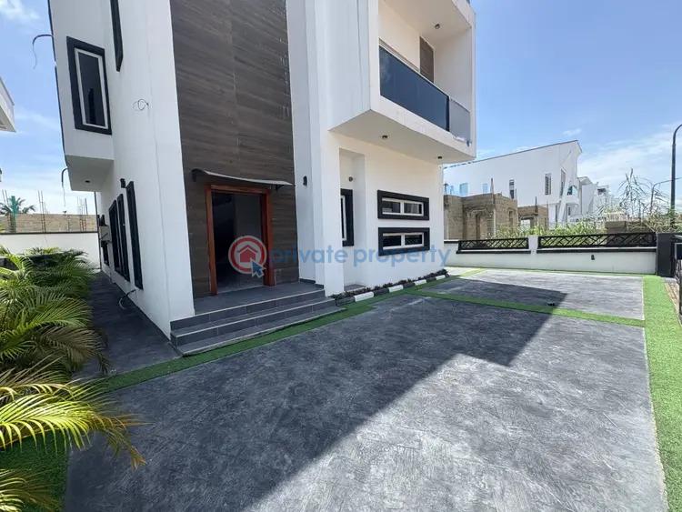 5 bedroom Detached Duplex For Sale In A Serene & Secure Estate Chevron Drive Lekki Lagos - 1