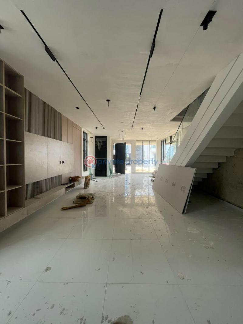 5 bedroom Detached Duplex For Sale Lekki Lagos - 2