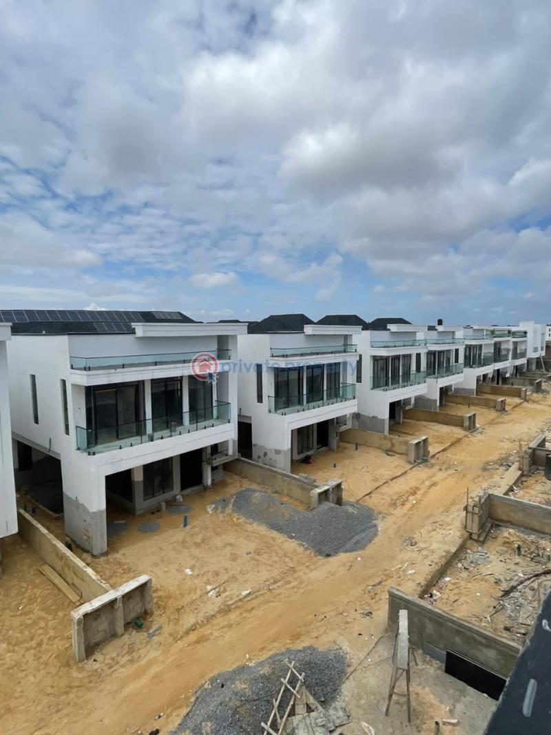 5 bedroom Detached Duplex For Sale Lekki Lagos - 1