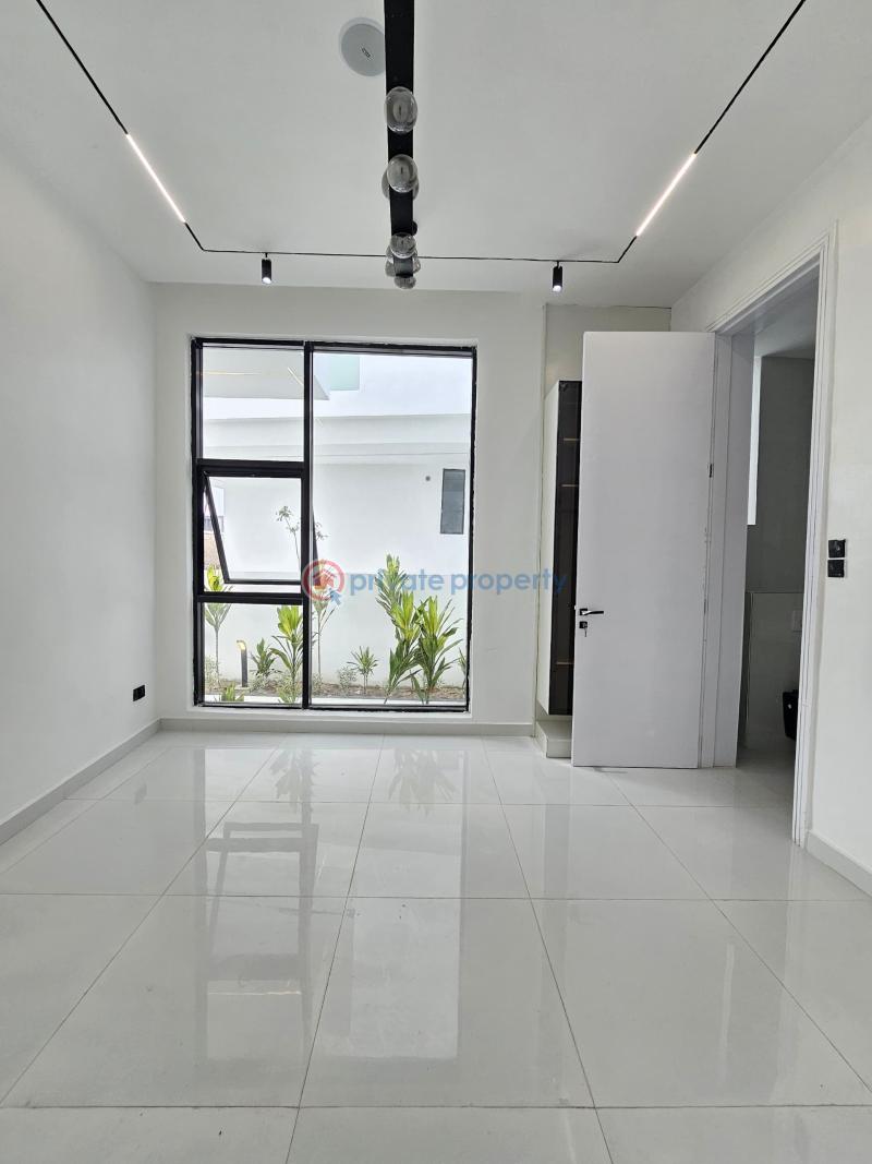 5 bedroom Detached Duplex For Sale Osapa London Lekki Lagos - 22