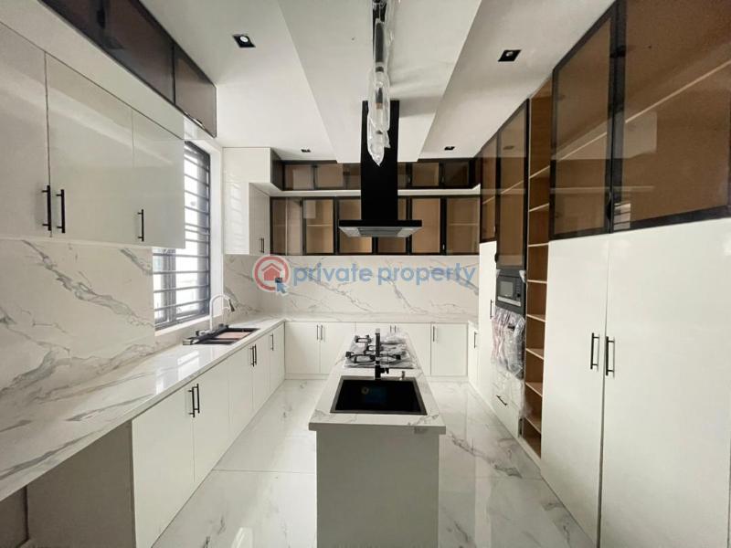 5 bedroom Detached Duplex For Sale Lekki Phase 1 Lagos - 3