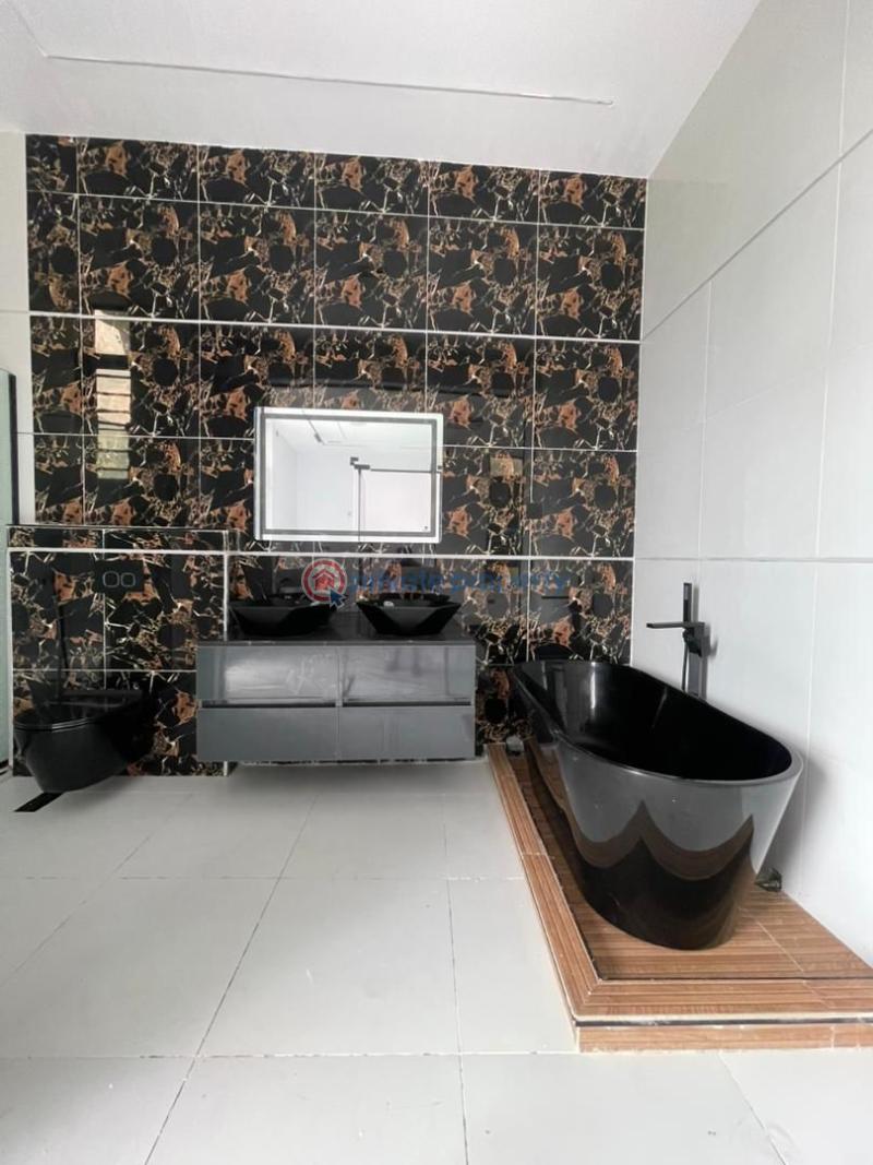 5 bedroom Detached Duplex For Sale Chevron Tollgate Lekki Phase 2 Lekki Phase 2 Lagos - 11