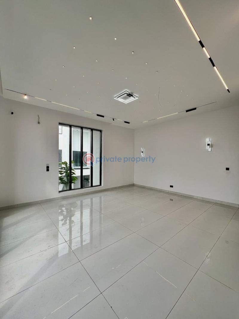 5 bedroom Detached Duplex For Sale Chevron Drive Lekki Lagos - 2