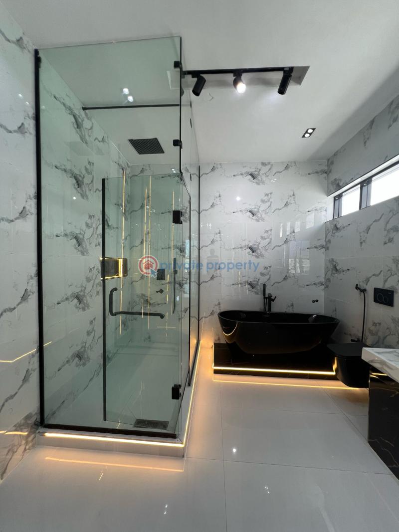 5 bedroom fully detached duplex with cinema, pool and gym in chevron - 13 5 bedroom Duplex For Sale Chevron Drive Lekki Lagos - 13