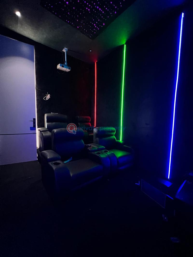 5 bedroom fully detached duplex with cinema, pool and gym in chevron - 19 5 bedroom Duplex For Sale Chevron Drive Lekki Lagos - 19