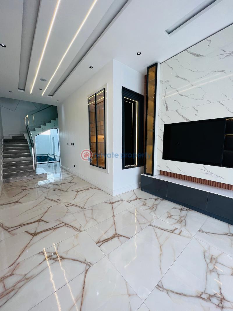 5 bedroom Detached Duplex For Sale Chevron Drive Lekki Lagos - 5