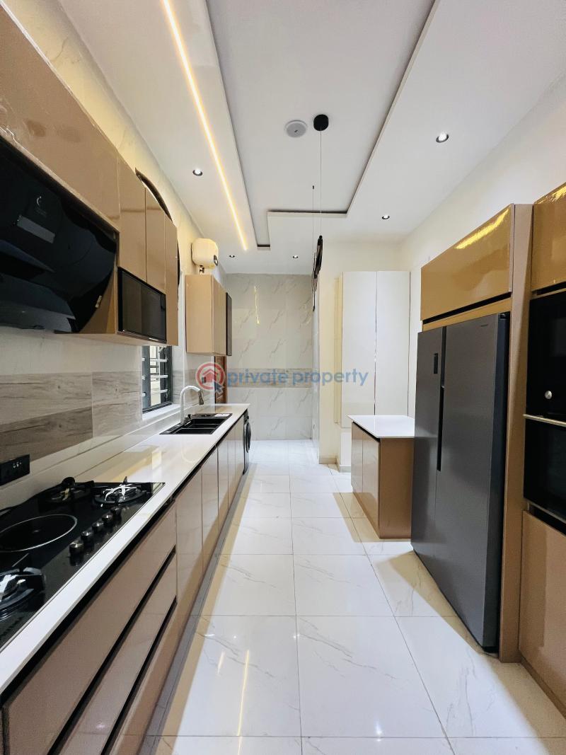 5 bedroom Detached Duplex For Sale Chevron Drive Lekki Lagos - 6