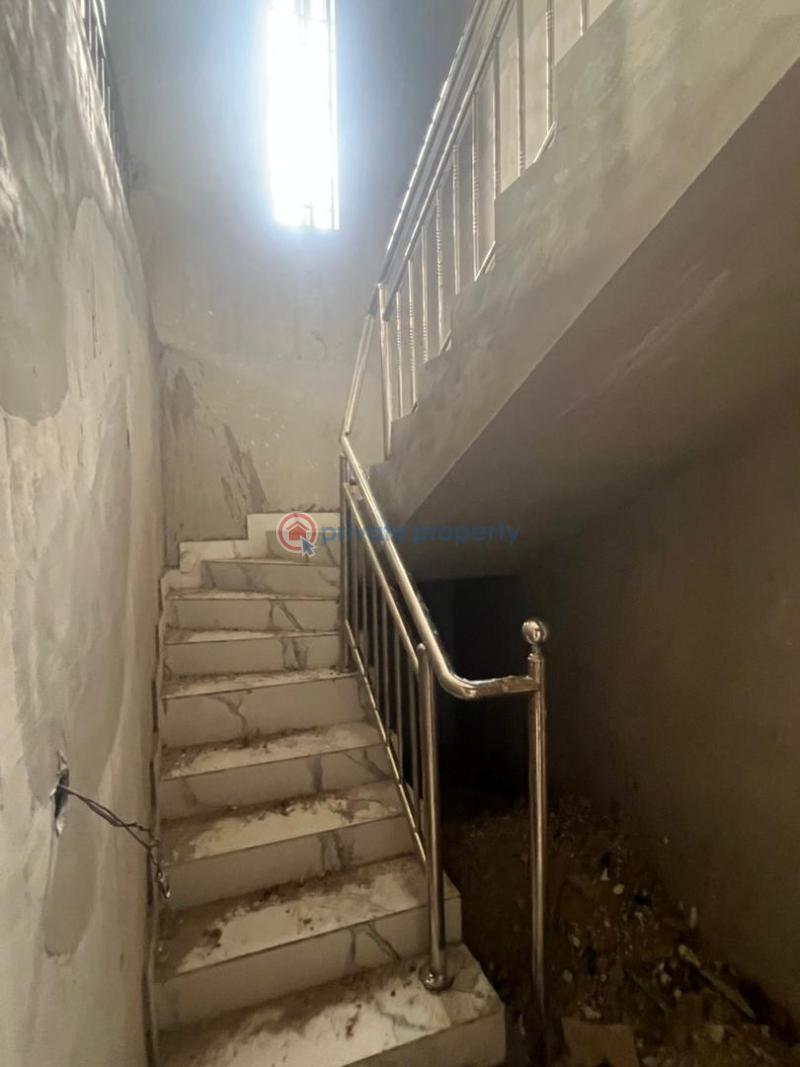 5 bedroom Detached Duplex For Sale Omole Phase 1 Lagos Omole Phase 1 Ojodu Lagos - 9