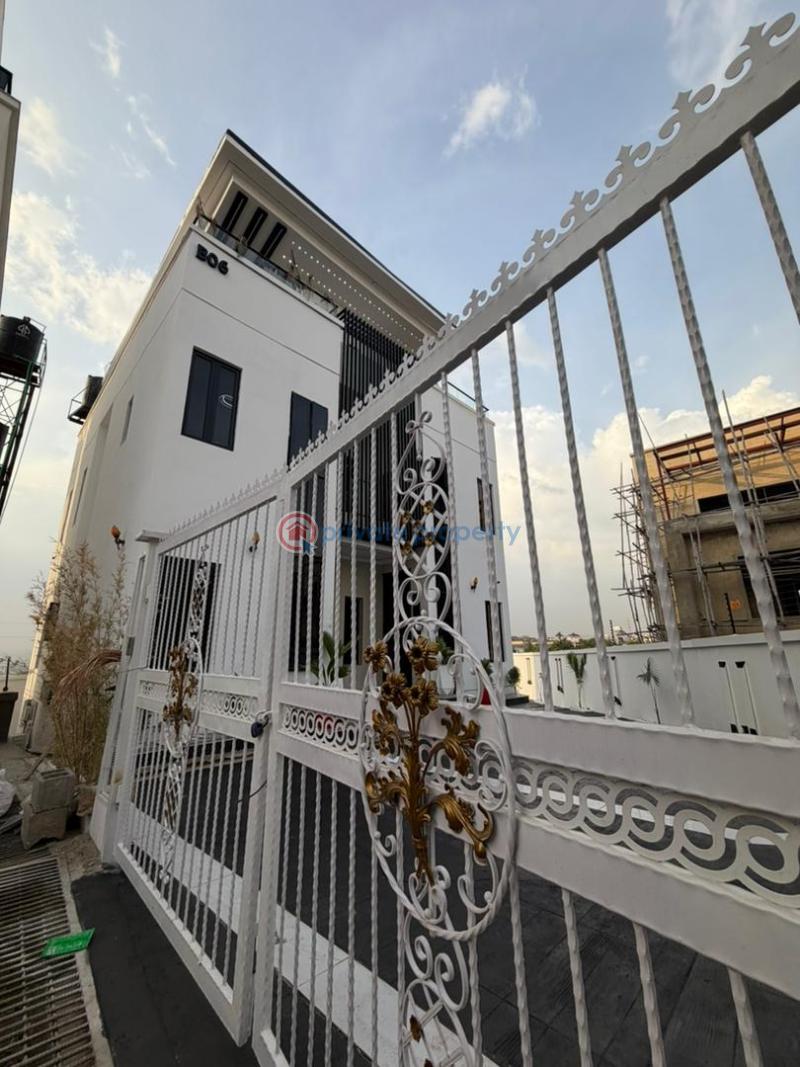 5 bedroom Detached Duplex For Sale Guzape Abuja Phase 1  - 0
