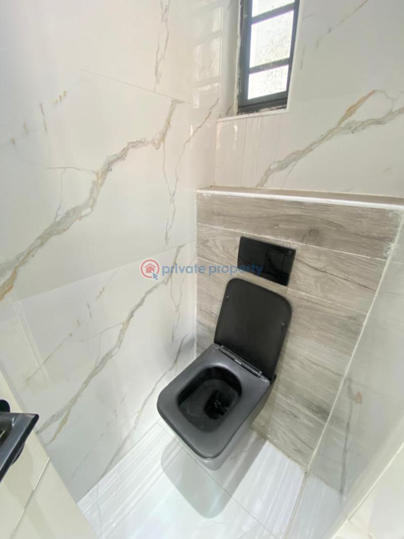 5 bedroom Detached Duplex For Sale Chevron Lekki Lagos Chevron Drive Lekki Lagos - 5