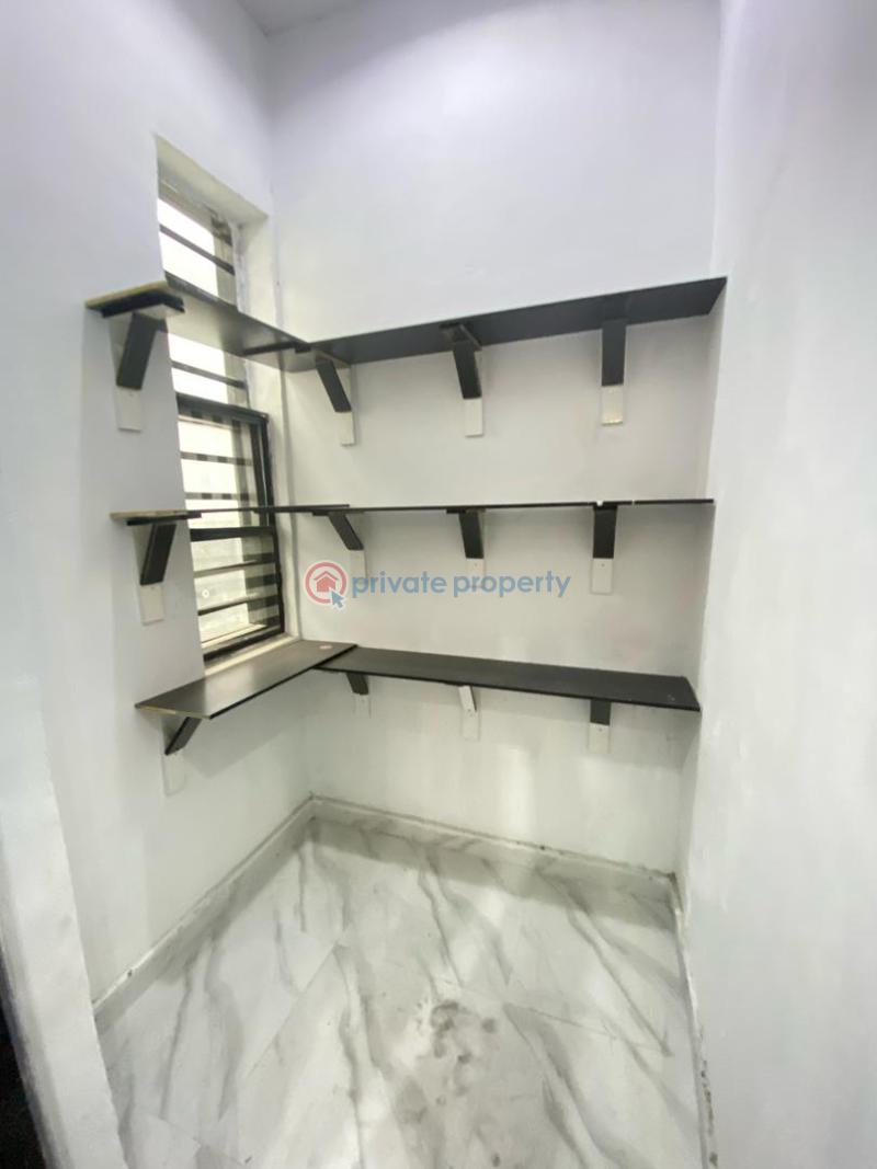 5 bedroom Detached Duplex For Sale Chevron Lekki Lagos Chevron Drive Lekki Lagos - 5
