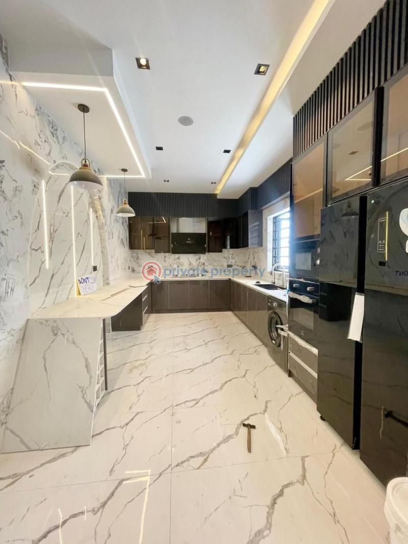 5 bedroom House For Rent Lekki Phase 1 Lagos - 7