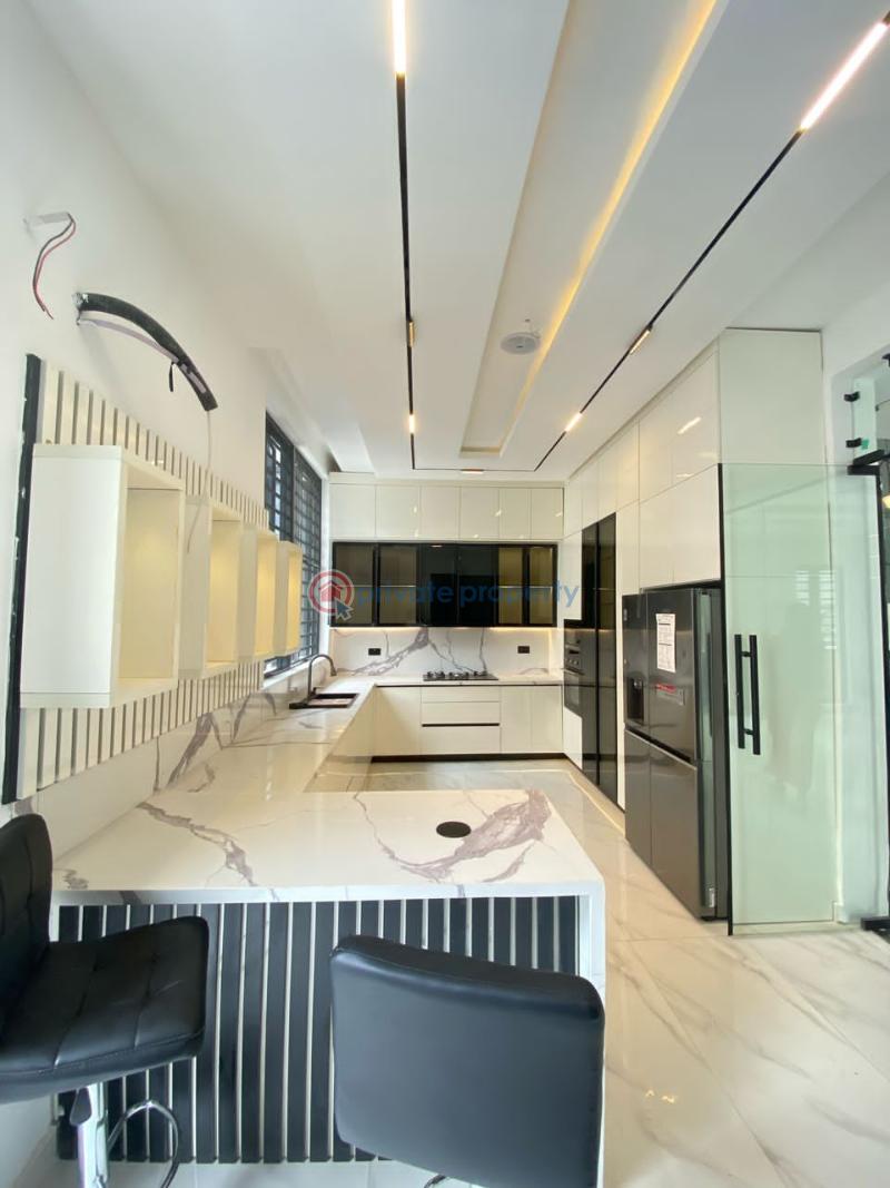 5 bedroom Detached Duplex For Sale Ikota Lekki Lagos - 3