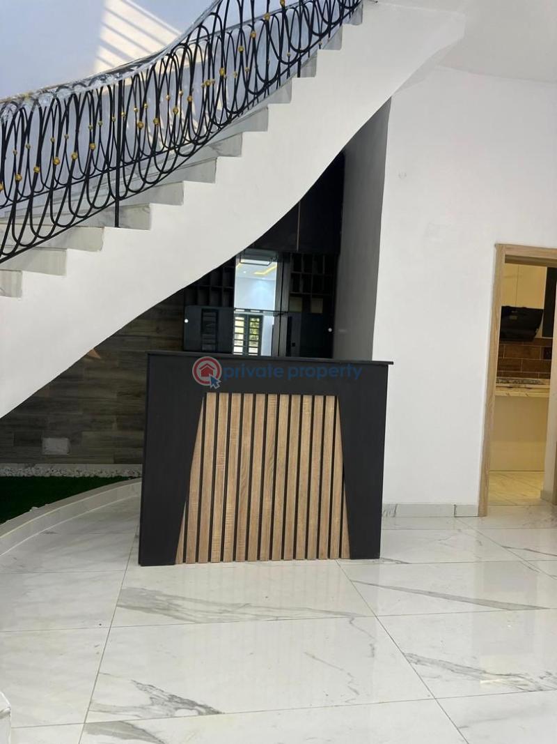 5 bedroom Detached Duplex For Sale Vgc Lekki Phase 2 Lagos - 2