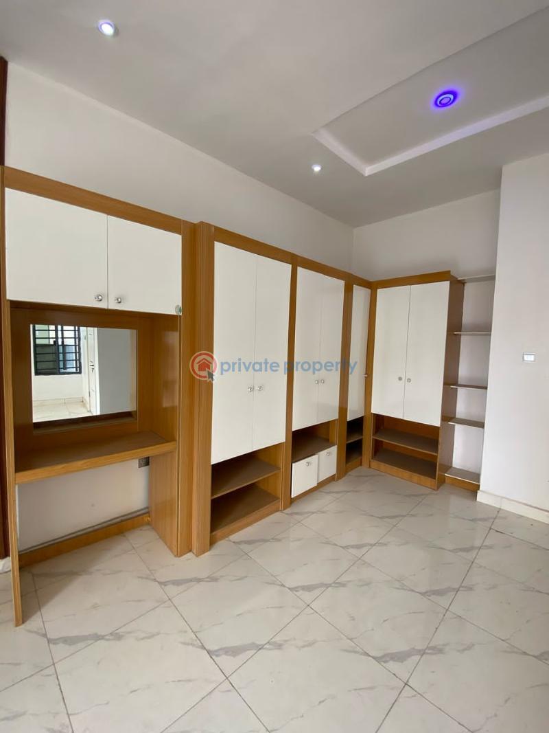 5 bedroom Detached Duplex For Sale Ajah Lekki Lagos Lekki Phase 1 Lagos - 4