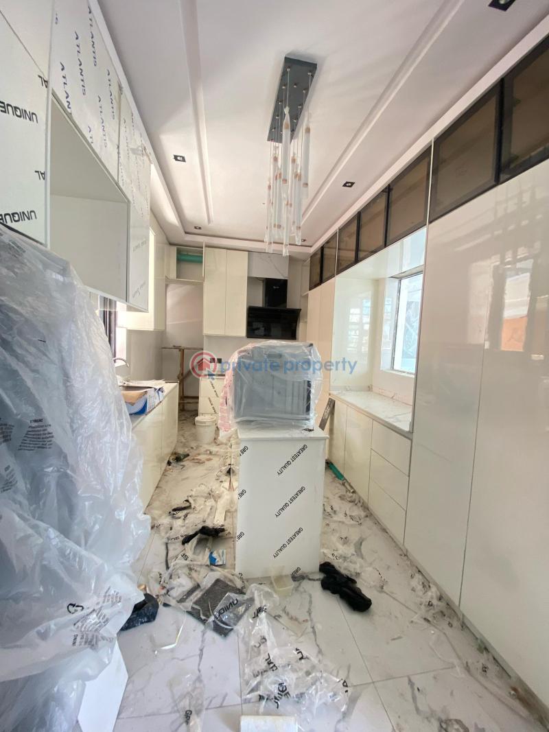 5 bedroom Detached Duplex For Sale Ologolo Lekki Lagos - 16