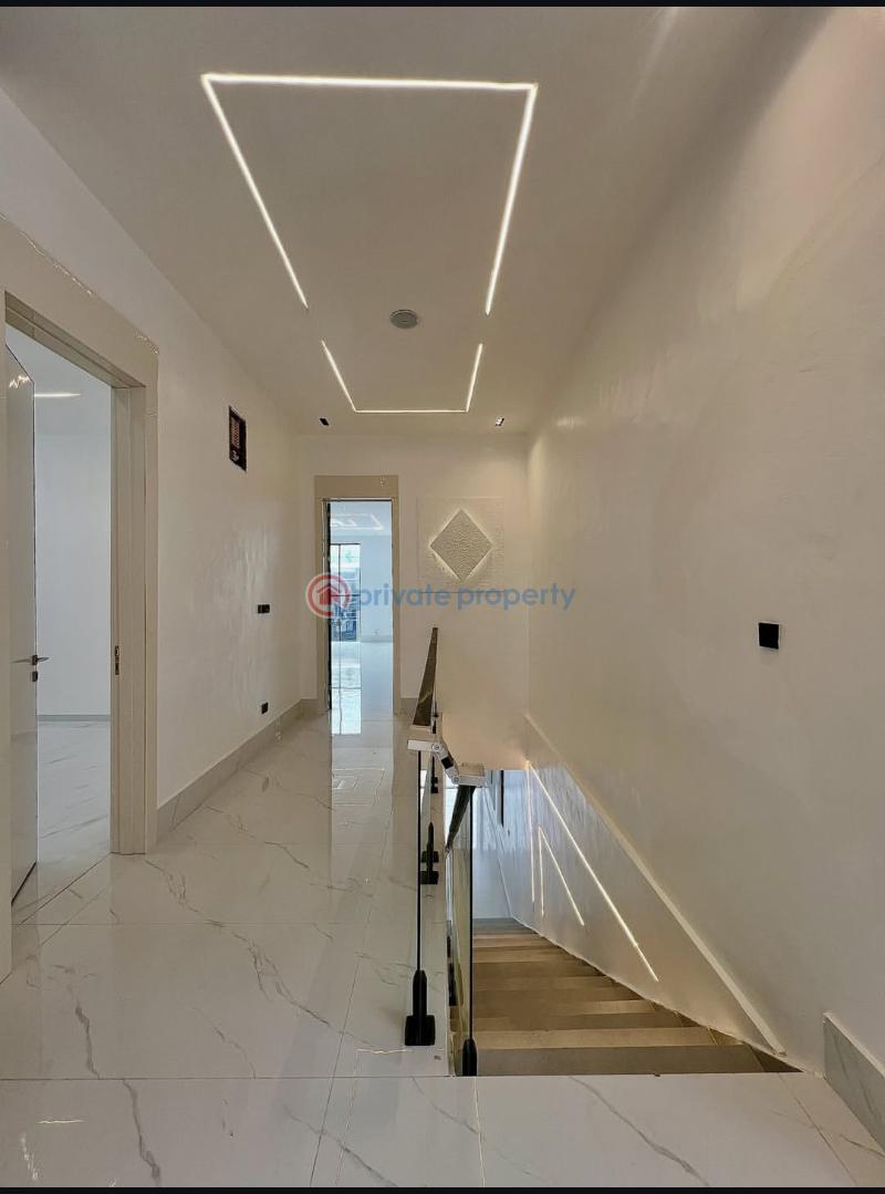 5 bedroom Detached Duplex For Sale Chevron Drive Lekki Lagos - 17