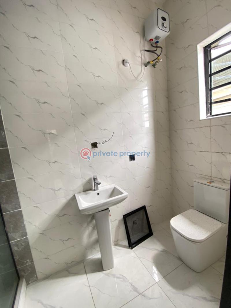 5 bedroom Detached Duplex For Sale Or Lekki Phase 1 Lagos - 4